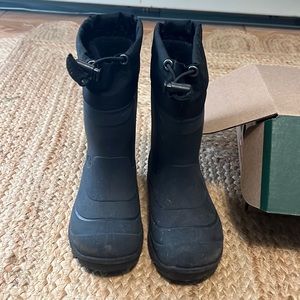 Kamik snow weather boots size 10 toddler